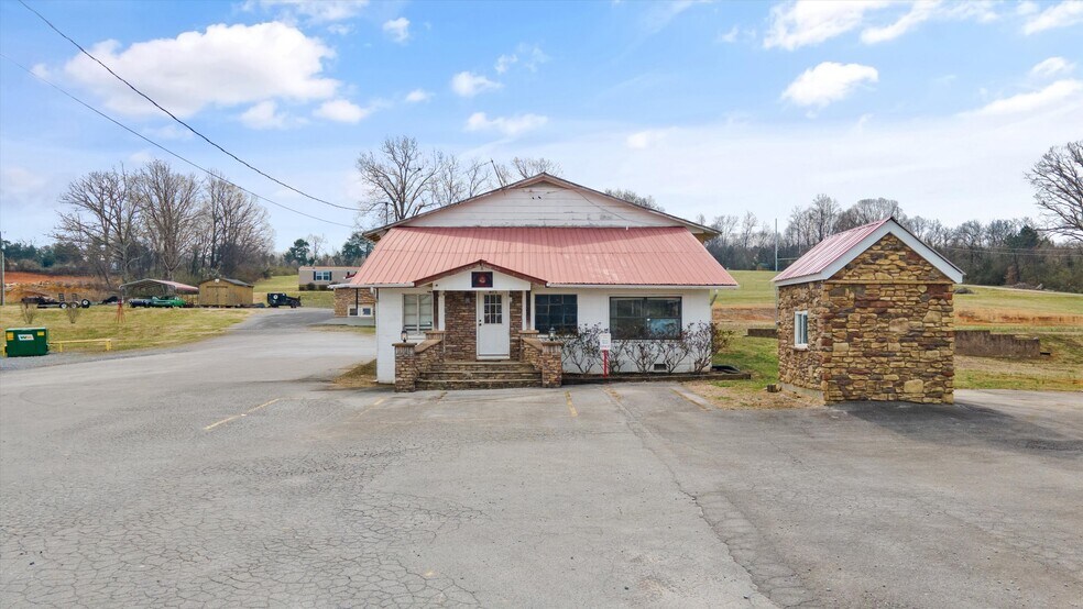 More Photos Of , Maryville Unknown For Sale