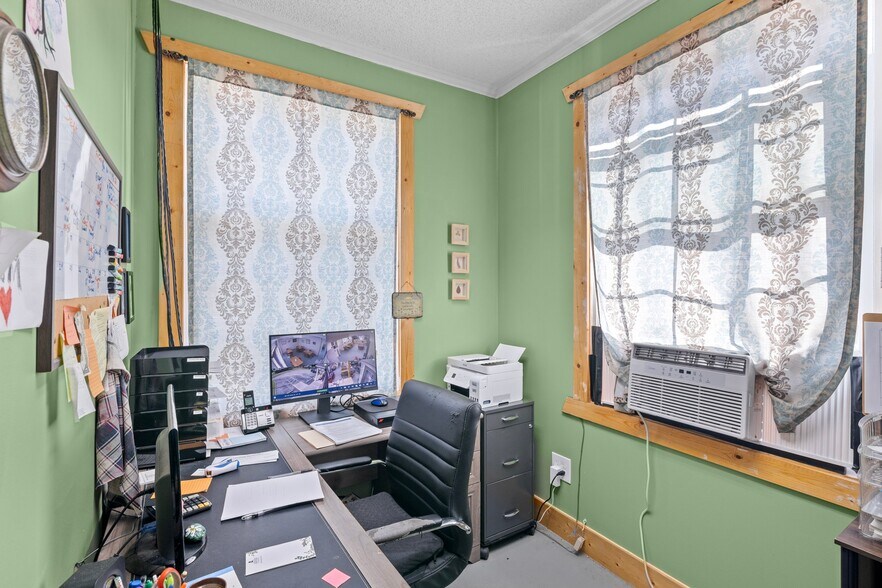 More Photos Of 214 Main St, Pollocksville Specialty For Sale