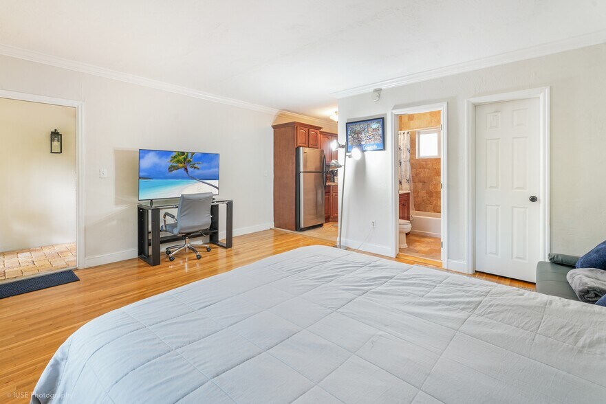 More Photos Of 35 Antilla Ave, Coral Gables Apartments For Sale