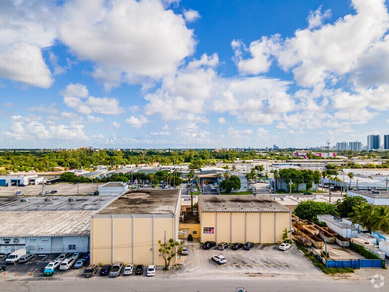 More Photos Of 1935 NE 150th St, Miami Warehouse For Sale