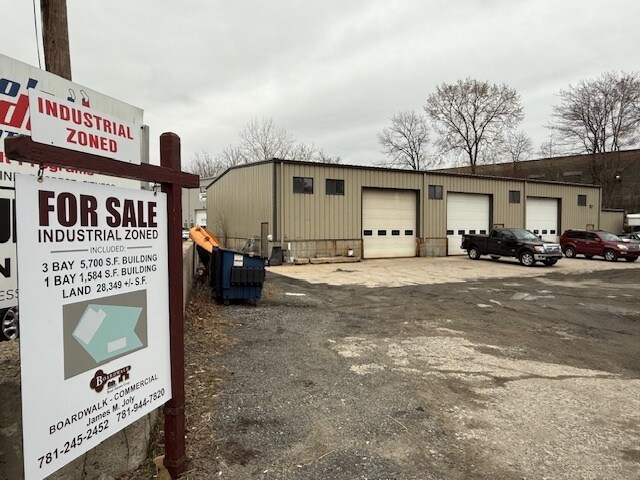 More Photos Of 17 New Salem St, Wakefield Manufacturing For Sale