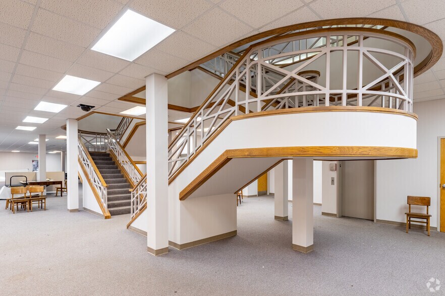 More Photos Of 2605 Ben Hill Rd, East Point Schools For Sale