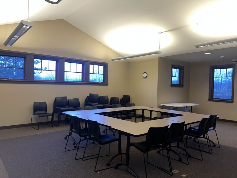 More Photos Of 358 Front Ave NW, Castle Rock Medical For Lease