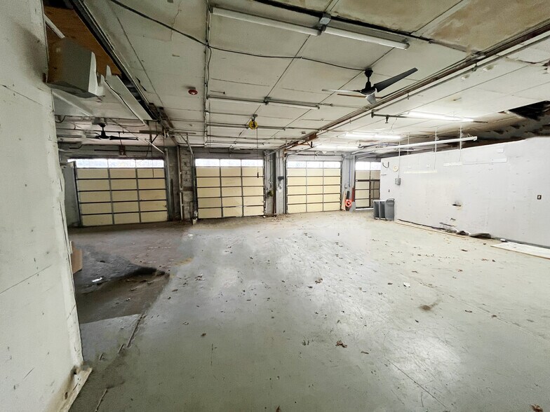 More Photos Of 49 Meeker Ave, Cranford Industrial For Sale