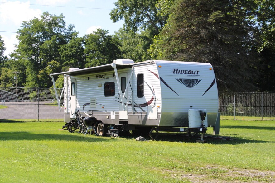 More Photos Of 47 S Genesee St, Fillmore Manufactured Housing Mobile Home Park For Sale
