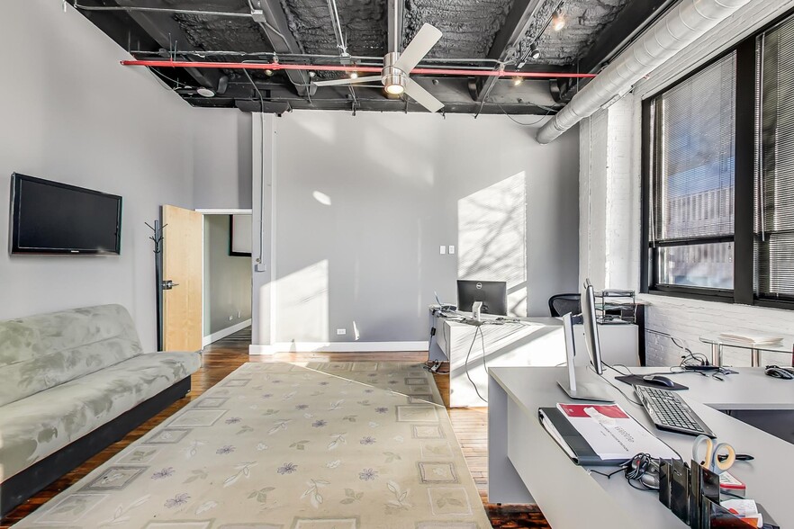 More Photos Of 400-420 N May St, Chicago Loft Creative Space For Lease