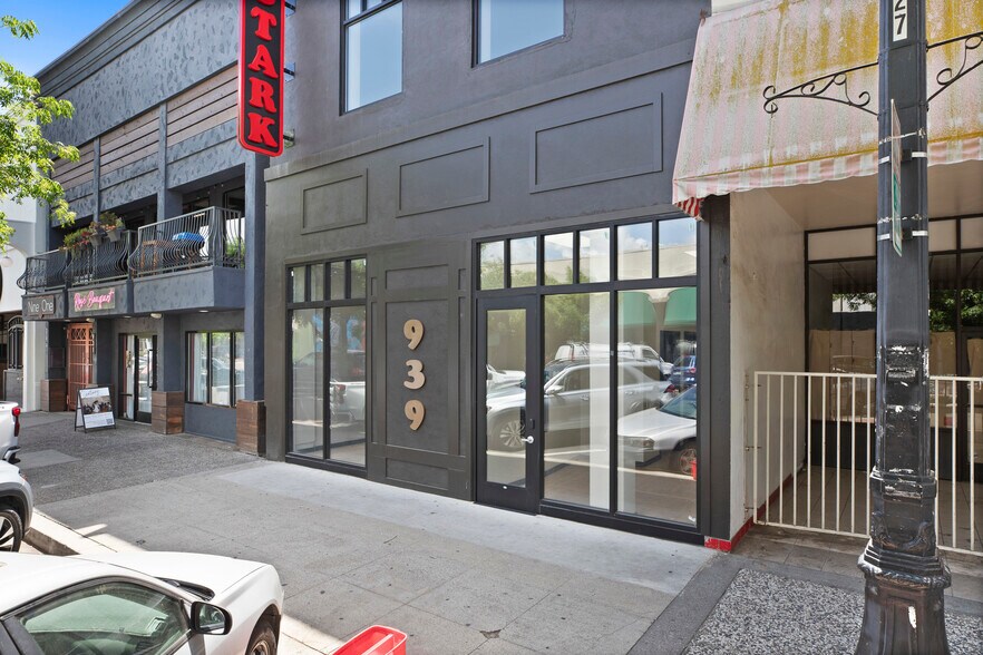 More Photos Of 939 10th St, Modesto Storefront Retail Office For Lease