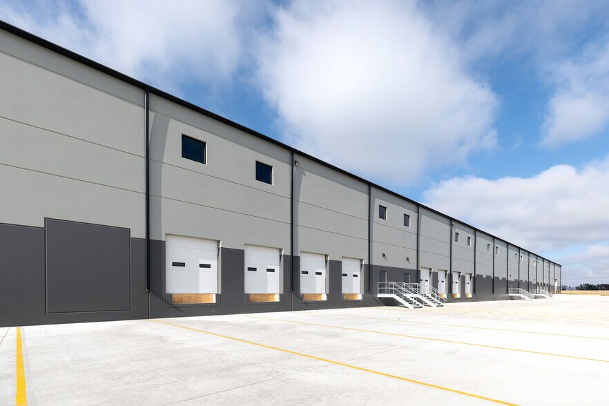 More Photos Of 5400 Career, Sioux Falls Manufacturing For Sale