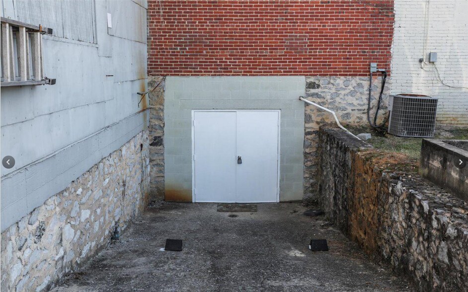 More Photos Of 351 S Potomac St, Hagerstown Office Residential For Sale