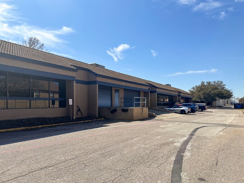 More Photos Of 4851 Keller Springs Rd, Addison Light Distribution For Lease