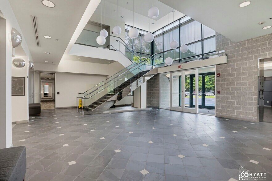 More Photos Of 44426 Wildwood Tech Pky, California Business Park For Lease