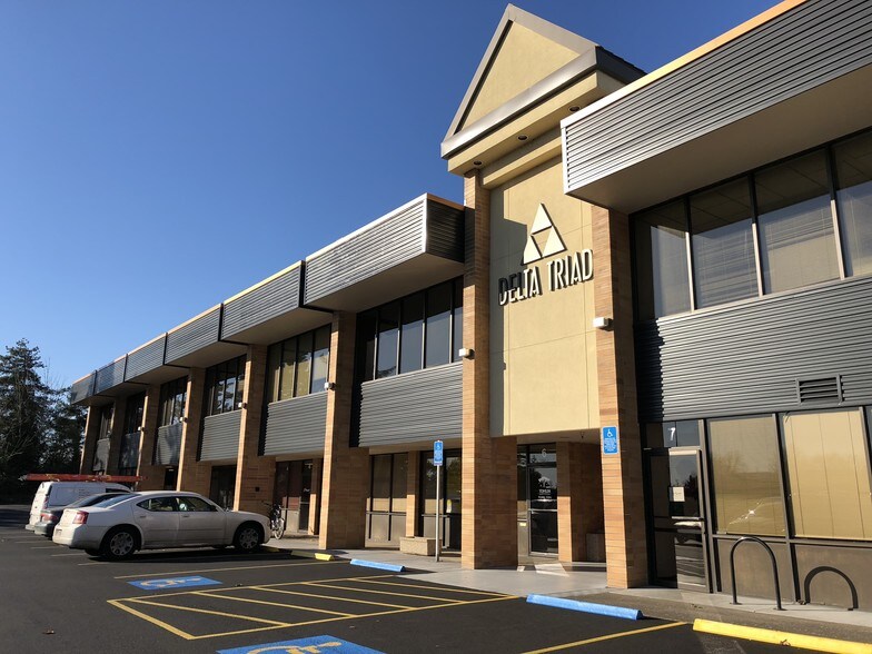 More Photos Of 1140-1144 Willagillespie Rd, Eugene Office For Sale