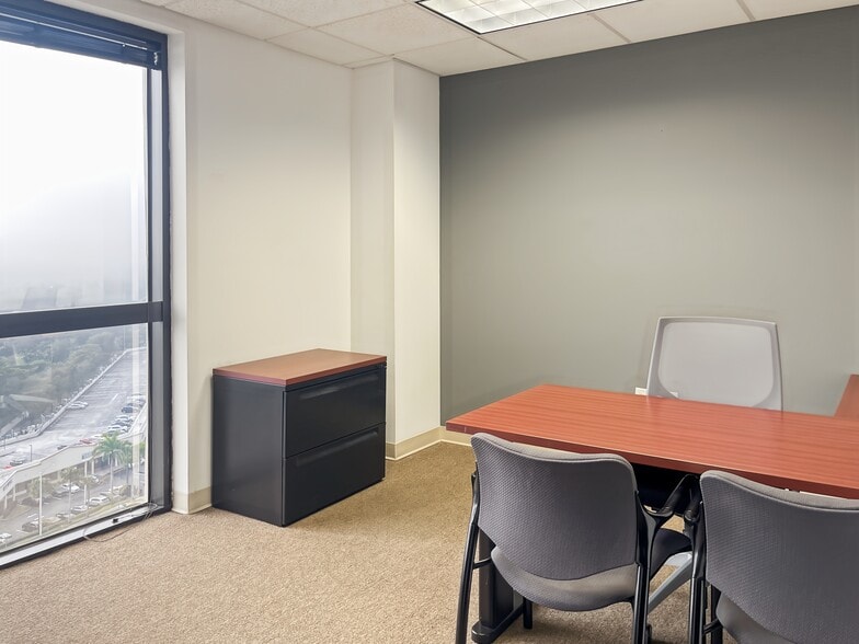 More Photos Of 9100 S Dadeland Blvd, Miami Coworking Space