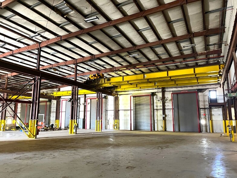 More Photos Of 1214 Gas Plant Rd, San Angelo Manufacturing For Sale