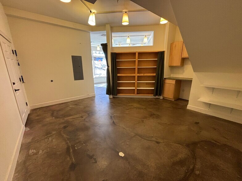 More Photos Of 4680 Broadway St, Boulder Office For Lease