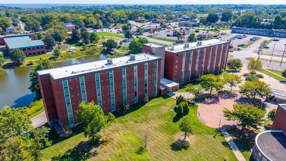More Photos Of 3520 Alexandria Pike, Newport Apartments For Sale