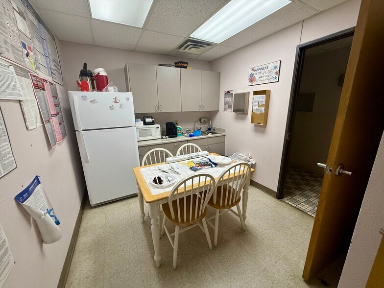 More Photos Of , Paris Office For Sale