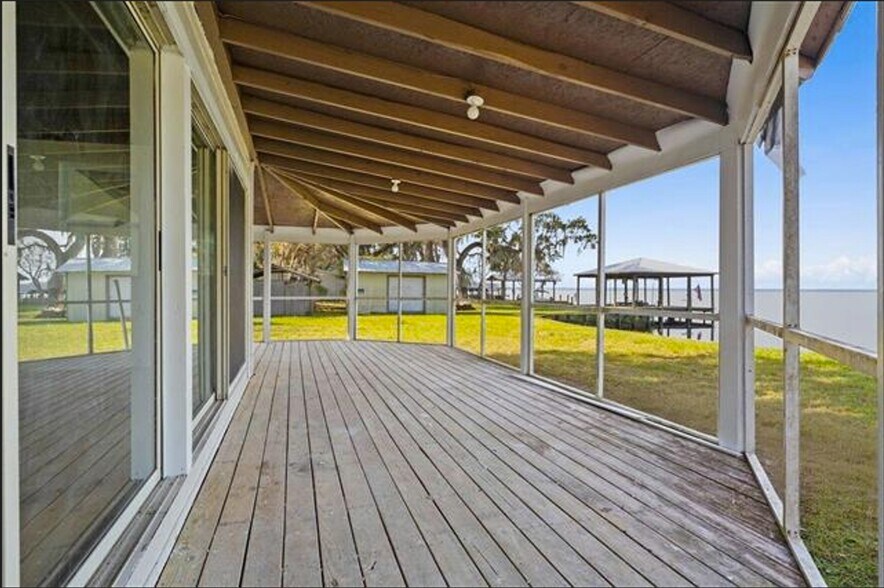 More Photos Of 13555 County Road 13 N, Saint Augustine Specialty For Lease