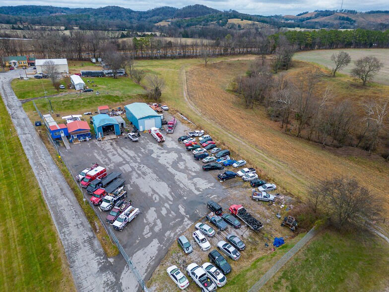 More Photos Of 9122 Lewisburg Hwy, Cornersville Auto Salvage Facility For Sale