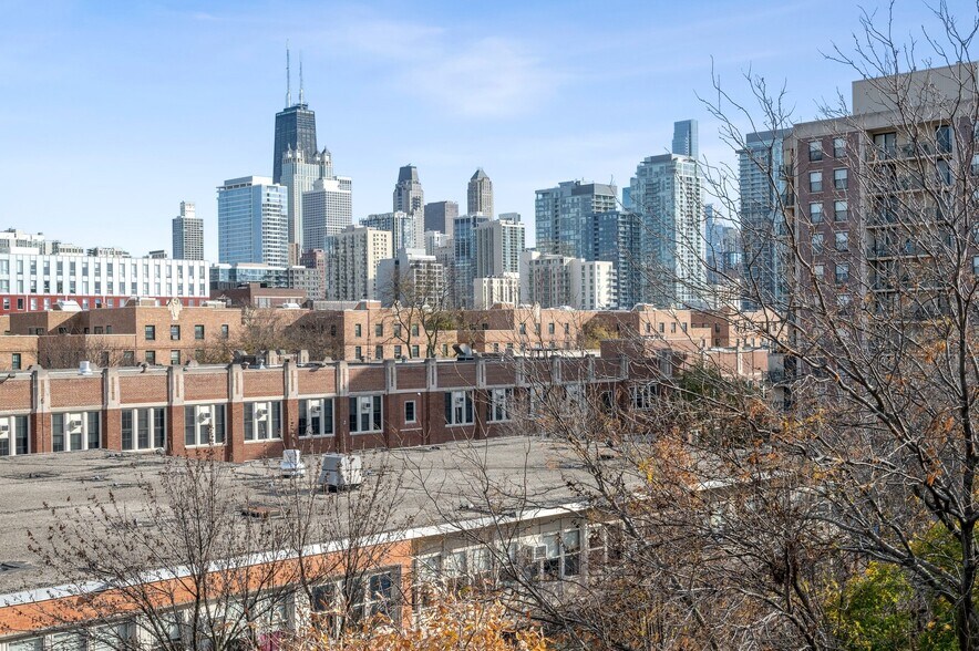 More Photos Of 1428 N Cleveland Ave, Chicago Hospitality For Sale