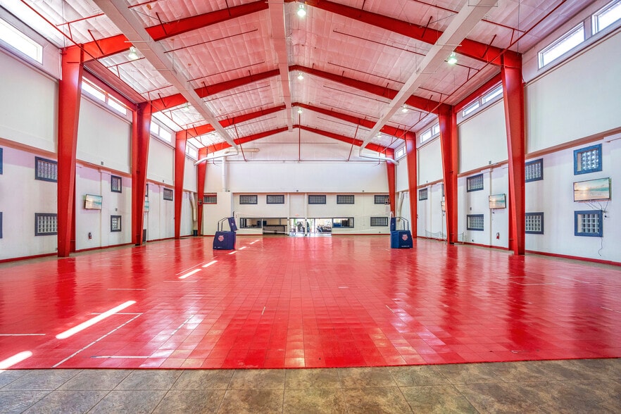 More Photos Of 500 Friday Rd, Cocoa Sports And Entertainment For Sale