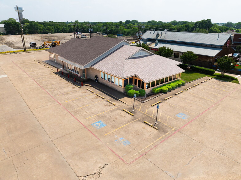 More Photos Of 3324 Lakeview Pky, Rowlett Restaurant For Sale