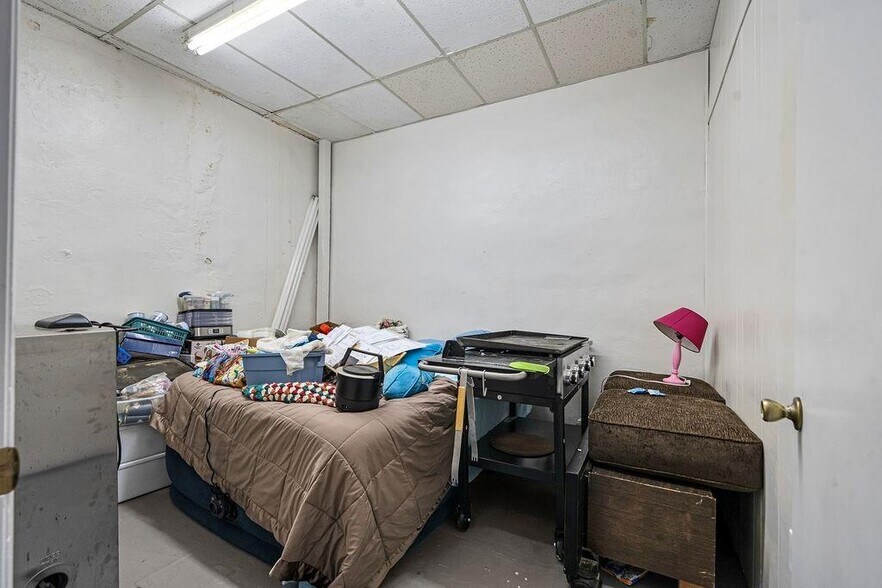 More Photos Of 111 N 3rd St, Ozark General Retail For Sale