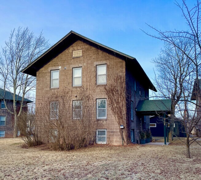 More Photos Of 930 89th Ave W, Duluth Apartments For Sale