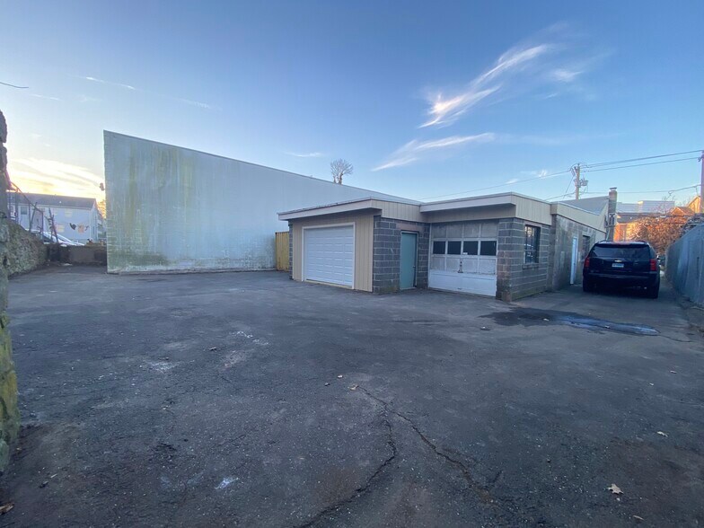 More Photos Of 22 Leonard St, Norwalk Storefront Retail Office For Sale