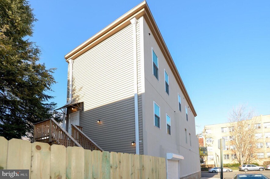 More Photos Of 1500 Ogden St NW, Washington Storefront Retail Residential For Sale