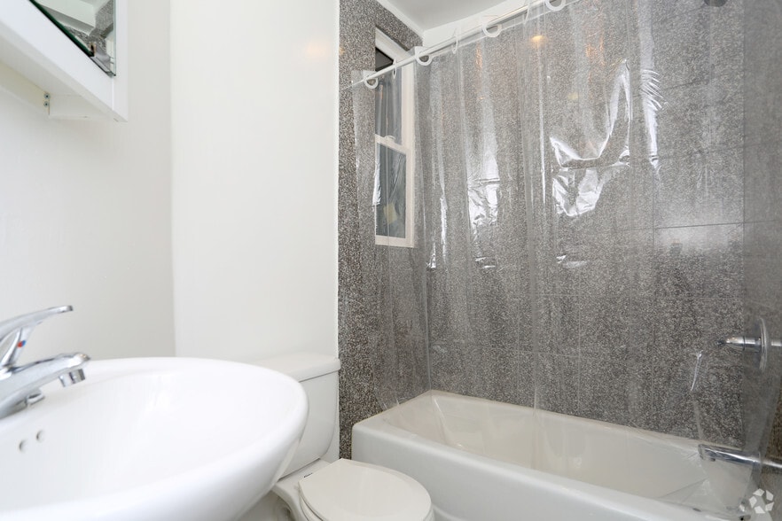 More Photos Of 425 Hyde St, San Francisco Apartments For Sale