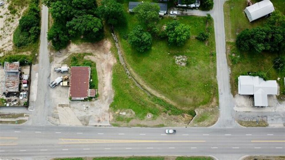 More Photos Of 909 S Garfield Ave, Kiowa Convenience Store For Sale