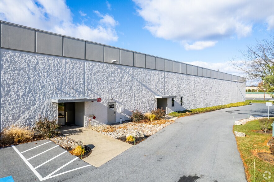 More Photos Of 6813 Ruppsville Rd, Allentown Distribution For Lease
