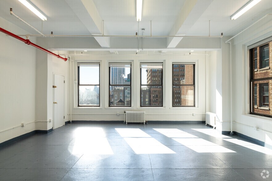 More Photos Of 150 W 28th St, New York Office For Lease