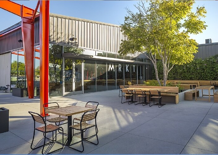 More Photos Of 13031 W Jefferson Blvd, Los Angeles Loft Creative Space For Lease