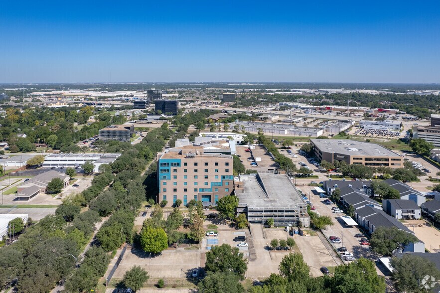 More Photos Of 5252 Hollister St, Houston Medical For Lease