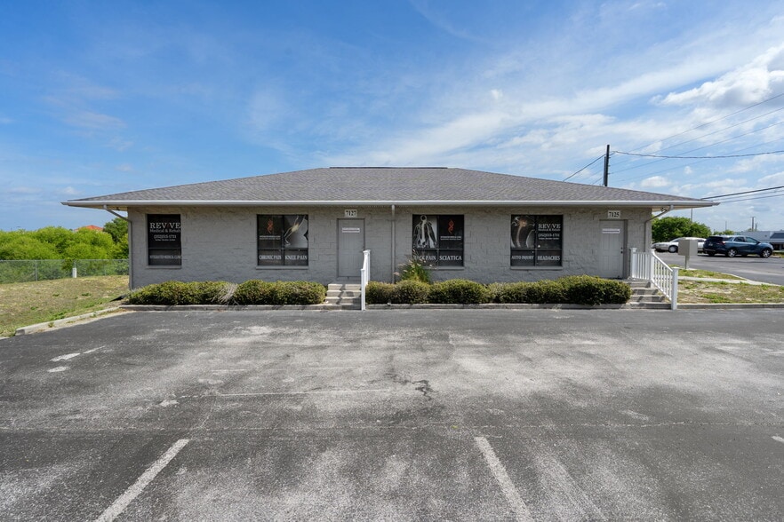 Primary Photo Of 7125 Mariner Blvd, Spring Hill Medical For Lease