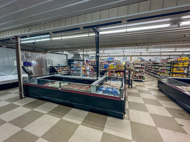 More Photos Of 6839 Outer Rd, Mountain Grove Supermarket For Sale