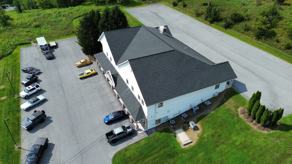 More Photos Of 200 Pine Brook Pl, Orwigsburg Office For Sale