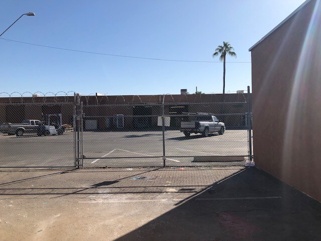 More Photos Of 3334 W McDowell Rd, Phoenix Warehouse For Lease