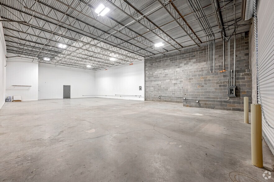 More Photos Of 3097 Presidential Dr, Atlanta Unknown For Lease