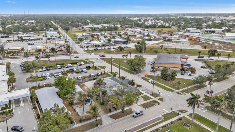 More Photos Of 128 W Charlotte Ave, Punta Gorda Office Residential For Sale