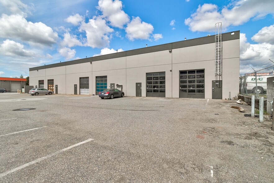 More Photos Of 17957 55th Ave, Surrey Warehouse For Sale
