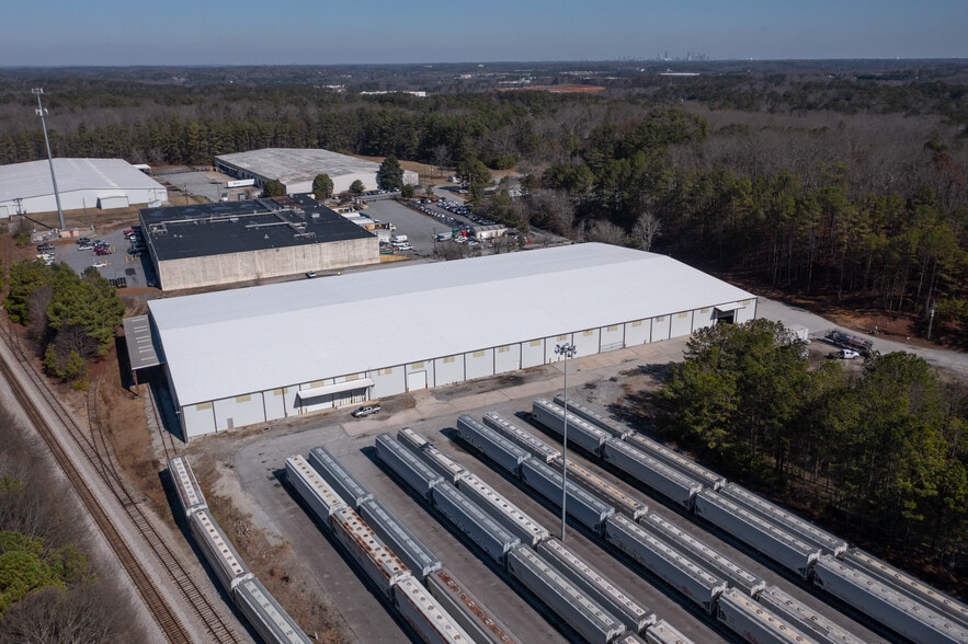 More Photos Of 4601 Welcome All Rd SW, Atlanta Distribution For Sale