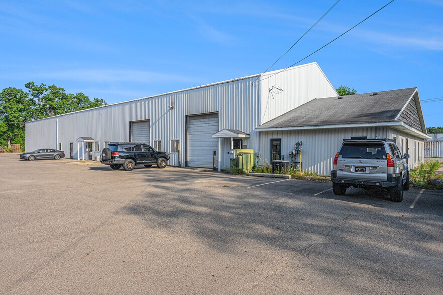 More Photos Of 9340 Shaver Rd, Portage Manufacturing For Sale