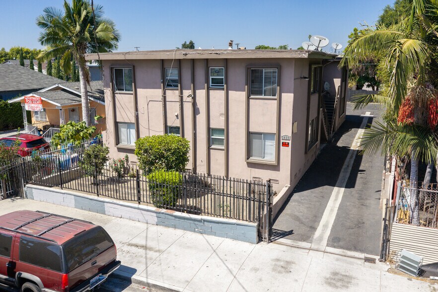 More Photos Of 1433 E 61st St, Los Angeles Apartments For Sale
