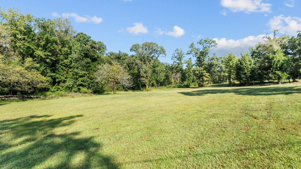More Photos Of 2903 Steele Rd, Griffin Land For Sale