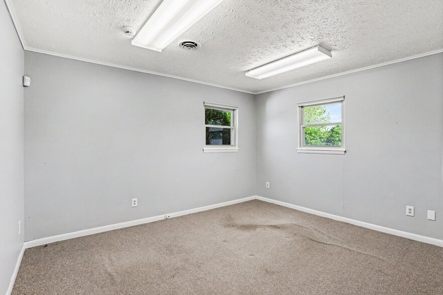 More Photos Of 200 Westfall Rd, Rochester Office For Sale
