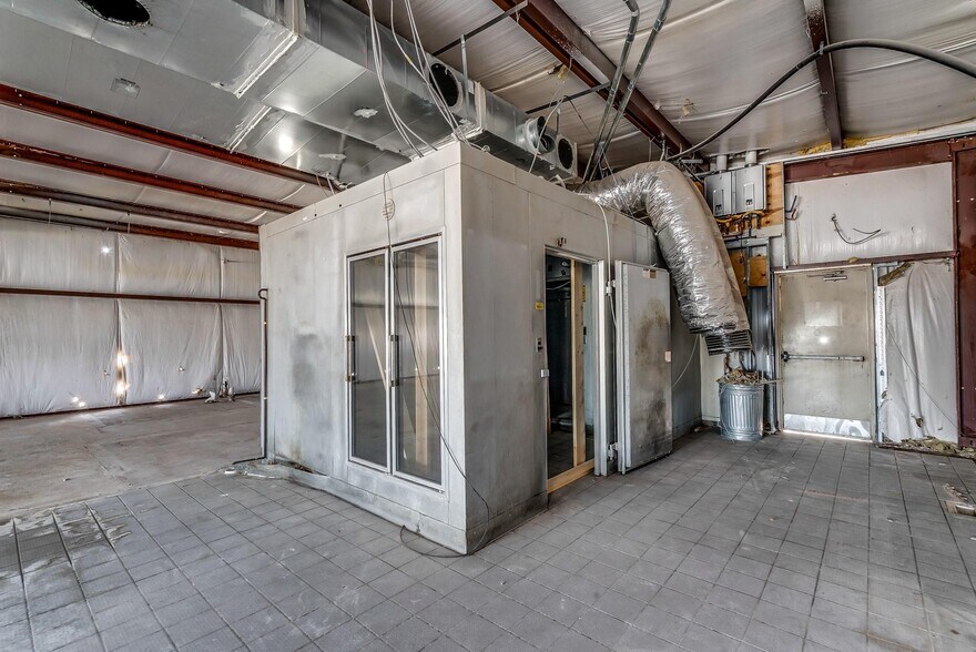 More Photos Of 1481 E Main St, Eastland Restaurant For Sale