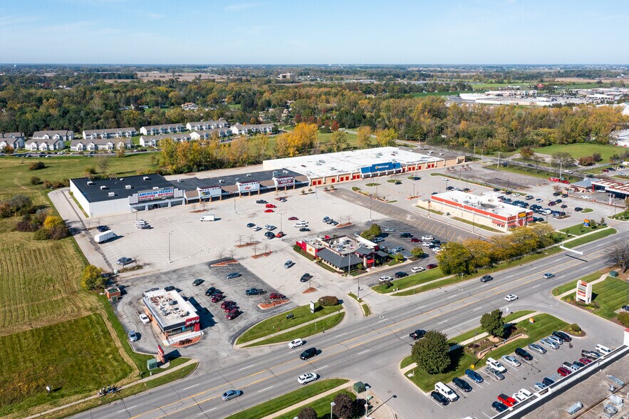 More Photos Of 4345-4781 Bay Rd, Saginaw Freestanding For Lease